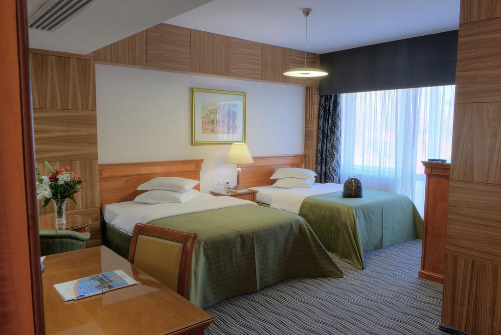 Hotel Oltenia Craiova Ngoại thất bức ảnh